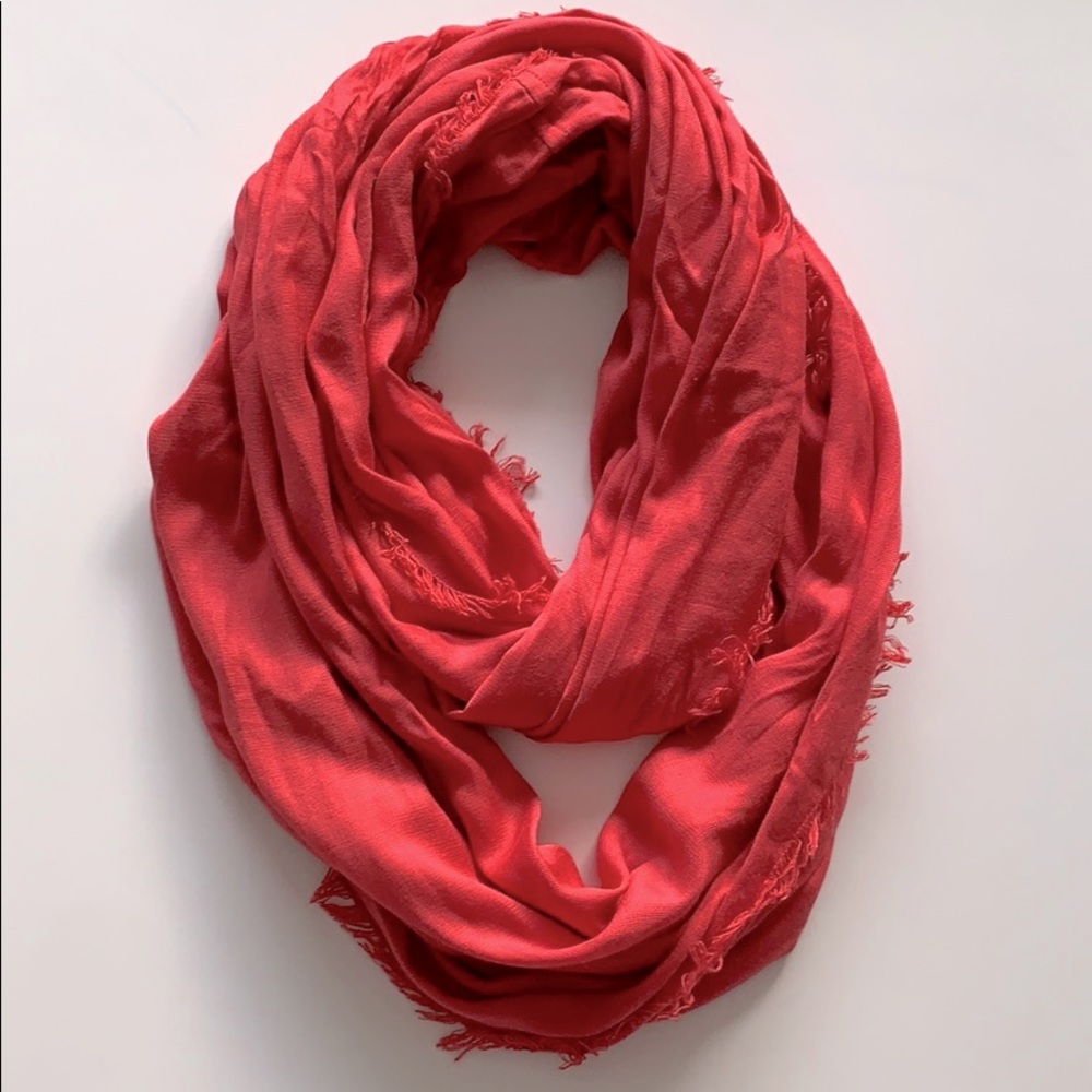Lightweight fringed infinity loop scarf red pink